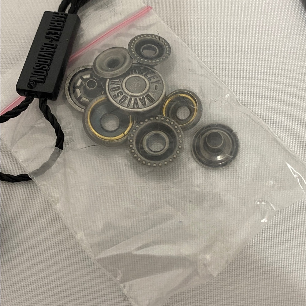 Harley-Davidson Button Set - Picture 5 of 5